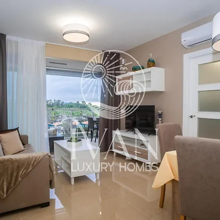 Apartment Casa Wesley Ivan Luxury Homes 9ªpta Norte 1ªlinea